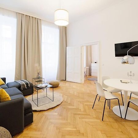 Franz 21 - Typical Viennese Apartment In The Heart Of Vienna Viena Exterior foto